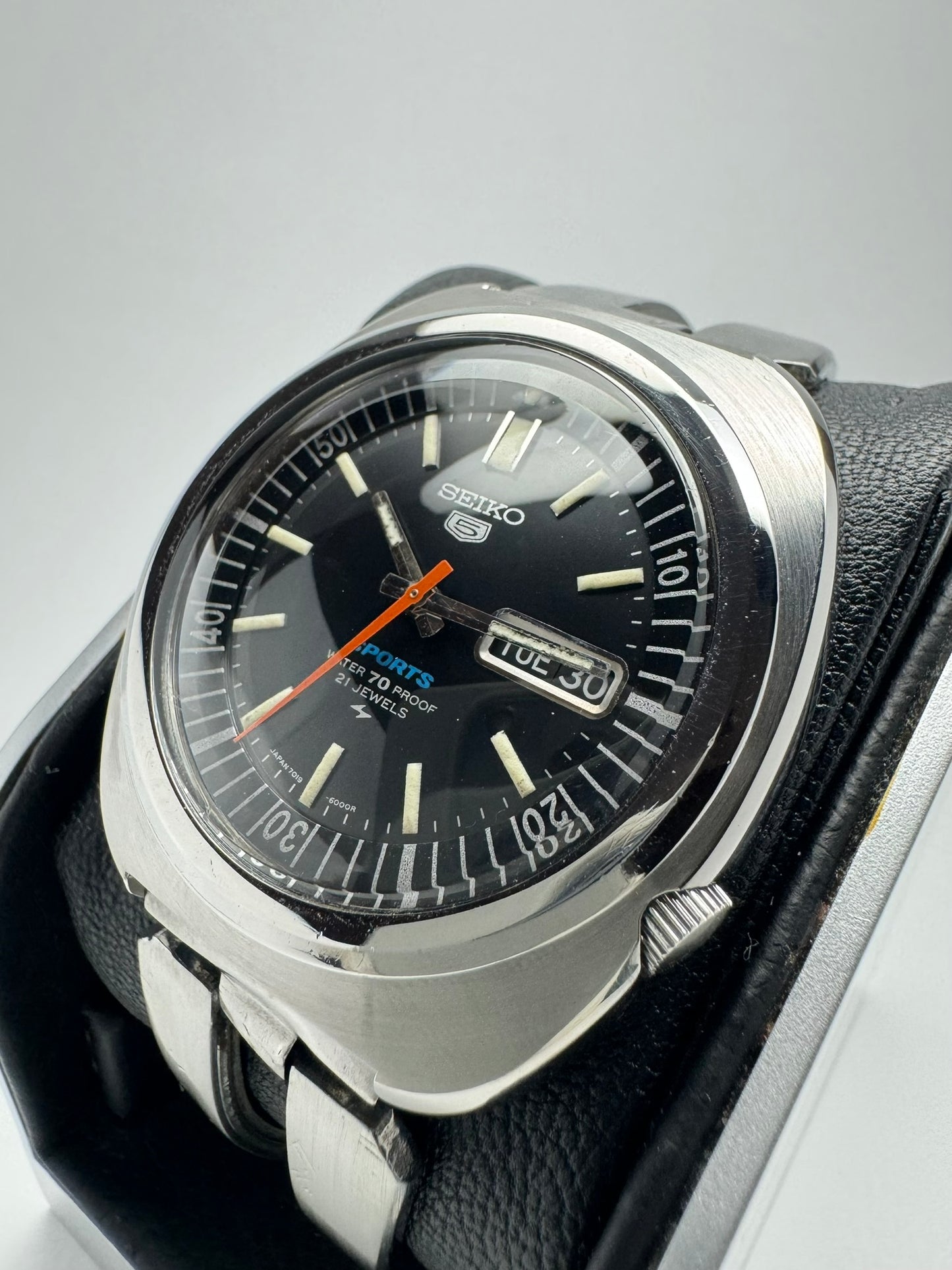 Seiko 5 Sports 7019-6000 (1969)