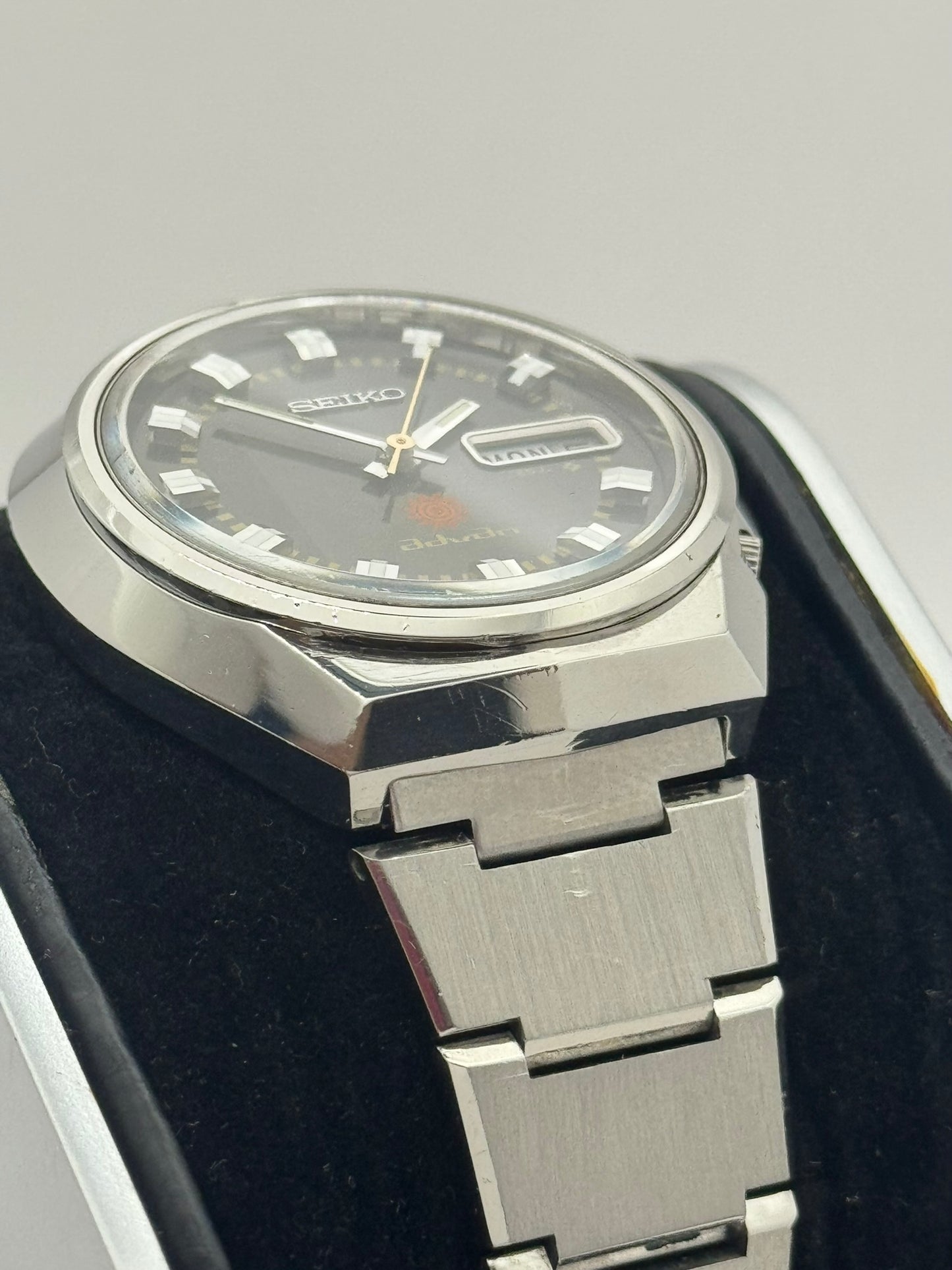 Seiko Advan 6106-7560 (1972)