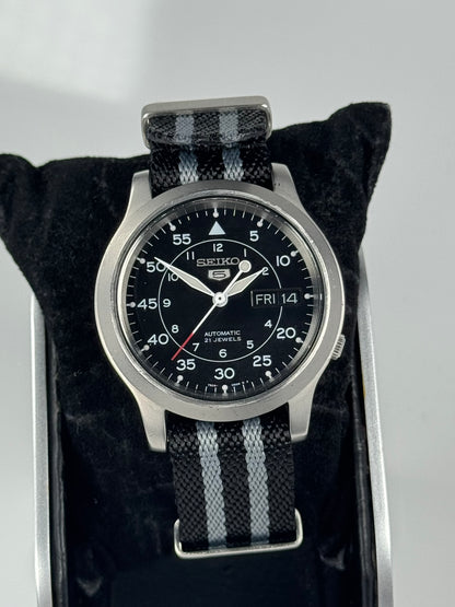 Seiko 5 Field Military SNK809 / 7S26-02J0 (2006)