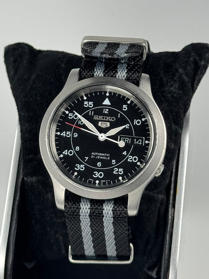 Seiko 5 Field Military SNK809 / 7S26-02J0 (2006)