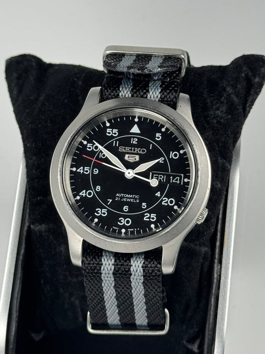 Seiko 5 Field Military SNK809 / 7S26-02J0 (2006)