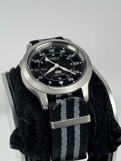 Seiko 5 Field Military SNK809 / 7S26-02J0 (2006)