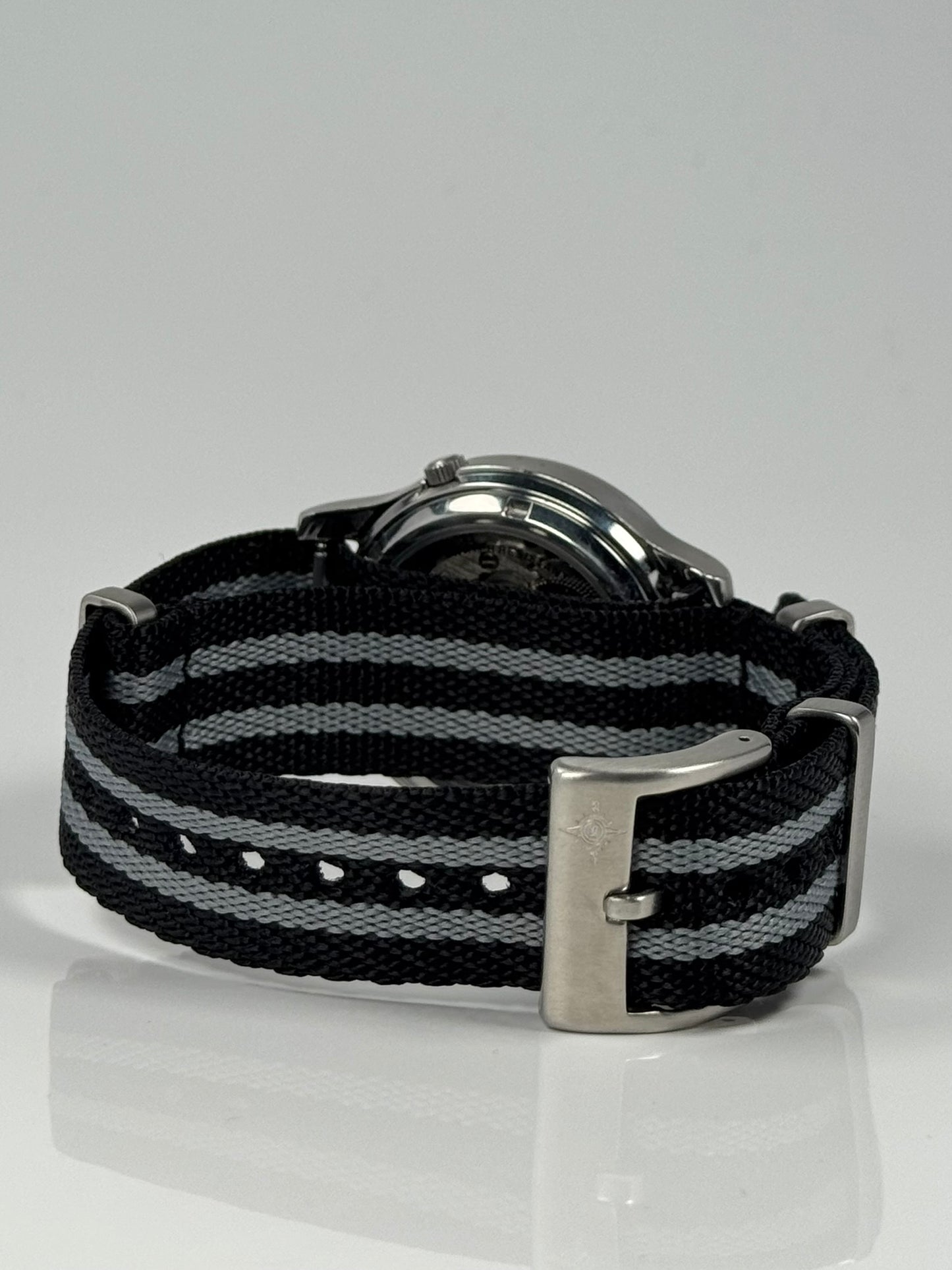 Seiko 5 Field Military SNK809 / 7S26-02J0 (2006)
