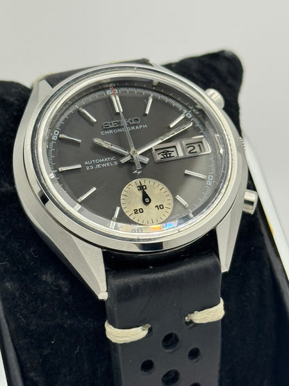 Seiko 7018-7000 kronográf (1971)
