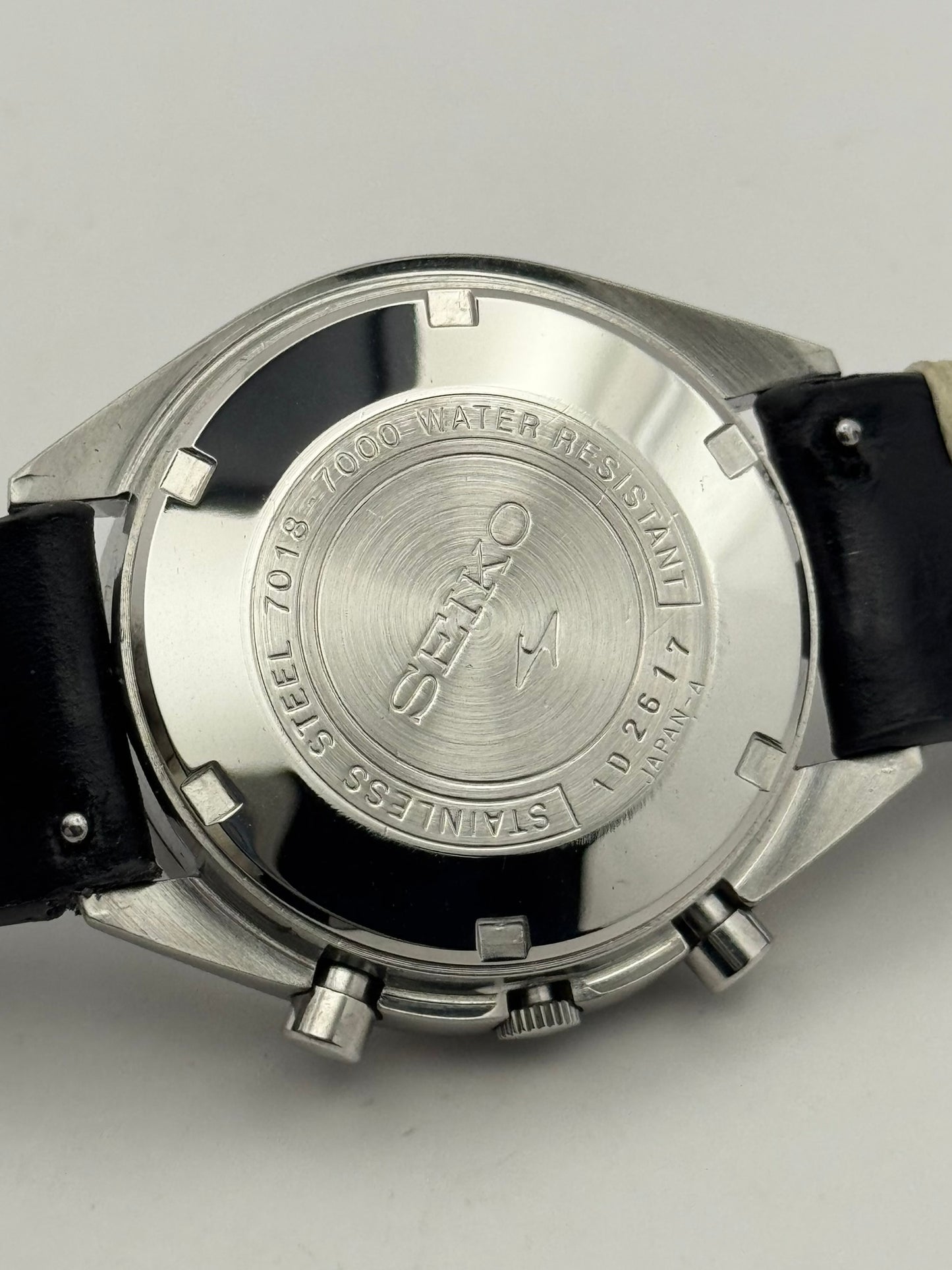 Seiko 7018-7000 kronográf (1971)