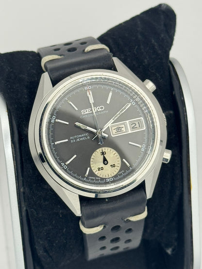 Seiko 7018-7000 kronográf (1971)